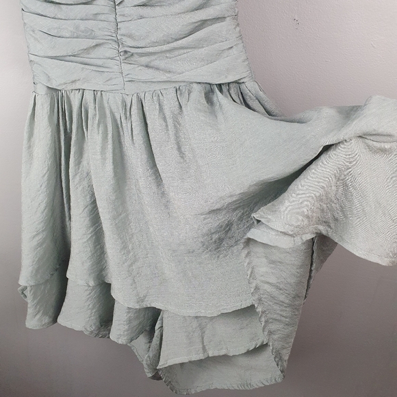 ANGEL BIBA Flowy Romper Low Back Spaghetti Strap Sage Green Women's‎ Size 10 - Picture 4 of 9